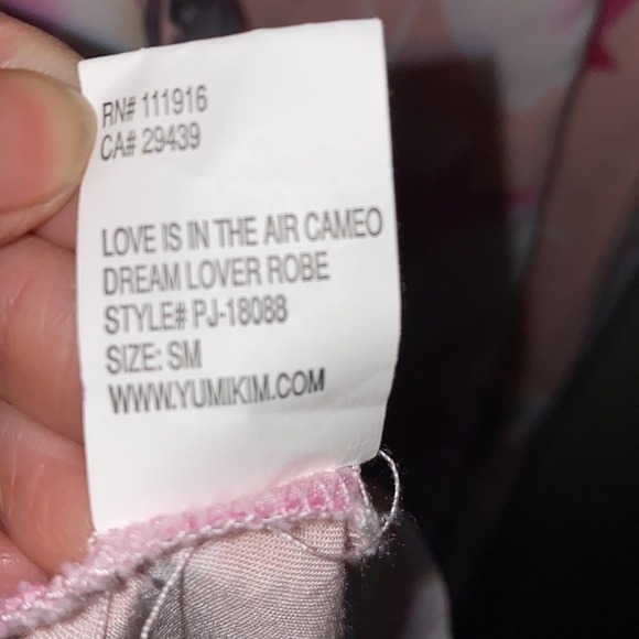 Yumi Kim dream lover robe - Picture 5 of 6